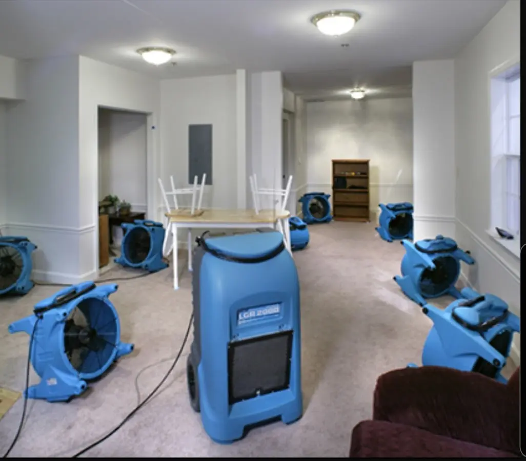 Air movers and dehumidifier setup for Water Extraction & Removal in Bogota